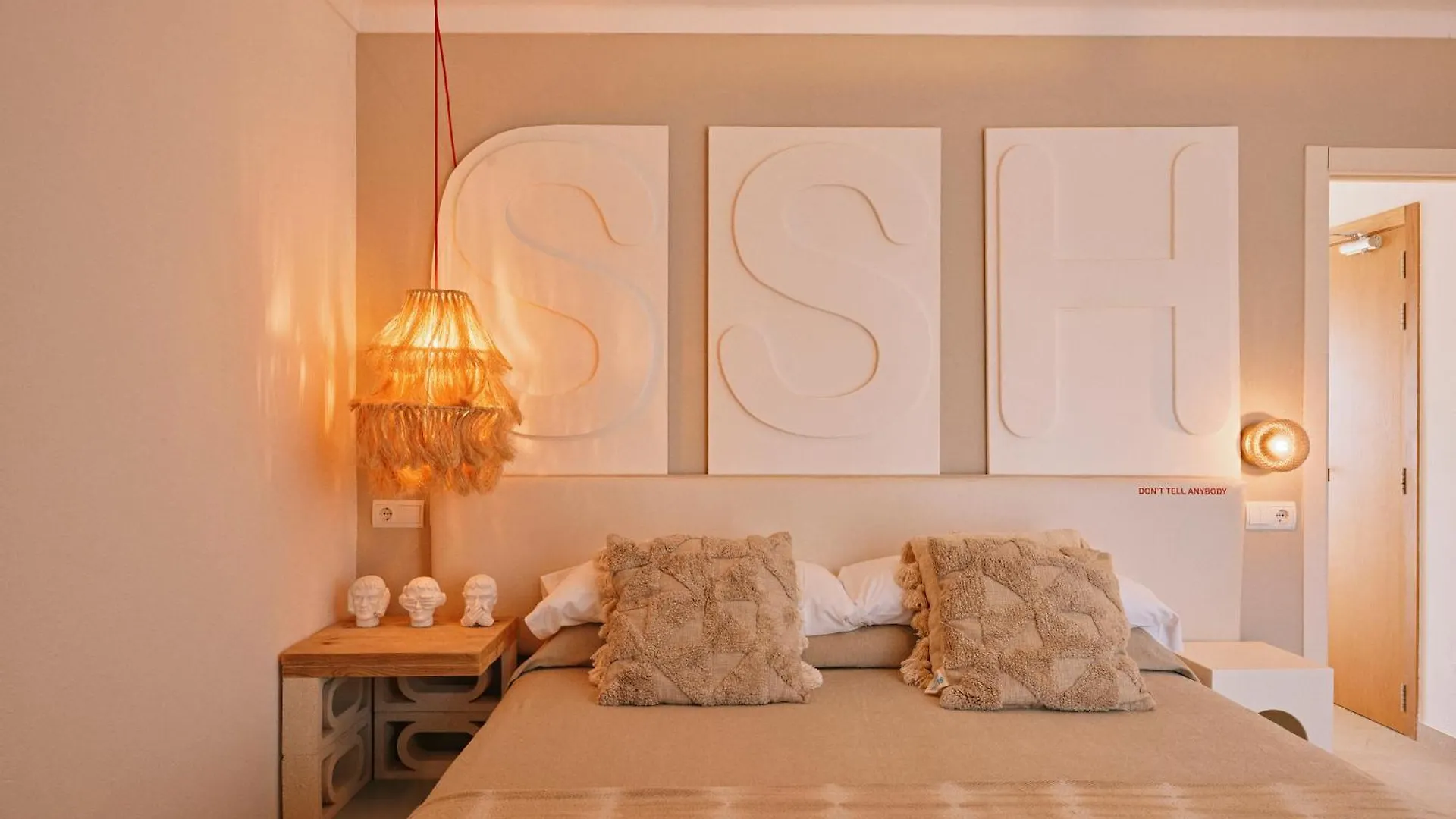 Aparthotel Sunset Oasis Ibiza Adults Only - New Rooms 2025 Sant Antoni de Portmany Spanien