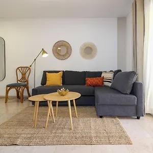 https://bonito-apartamento-de-2-dormitorios-2-baos-con-terraza.in-canary-islands.com